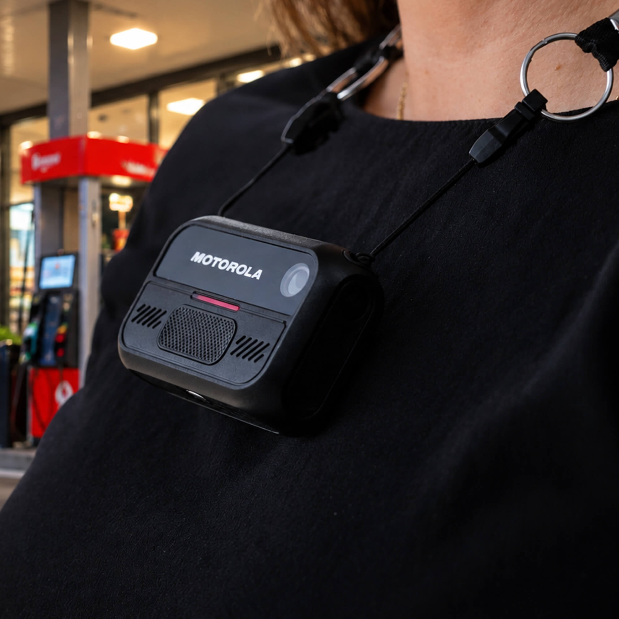 Motorola Solutions V200 wearable body camera with high-definition video recording, compact lightweight design, and reliable incident documentation for retail, hospitality, healthcare, security, and business operations